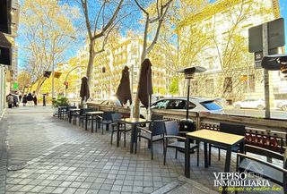 Local Comercial  Calle de r�os rosas