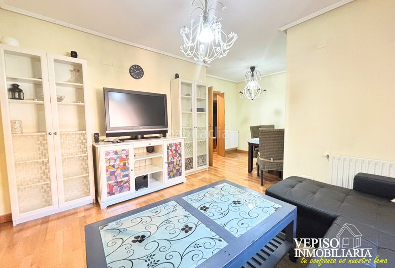 Foto 2d73ca52-83ce-4904-8750-333445e49a08. Piso en Rejas Madrid