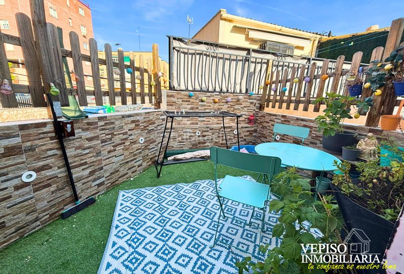 Foto f14839f4-cc27-464b-a96f-a0861ee983f4. Xalet amb calefacció a Centro Arganda del Rey