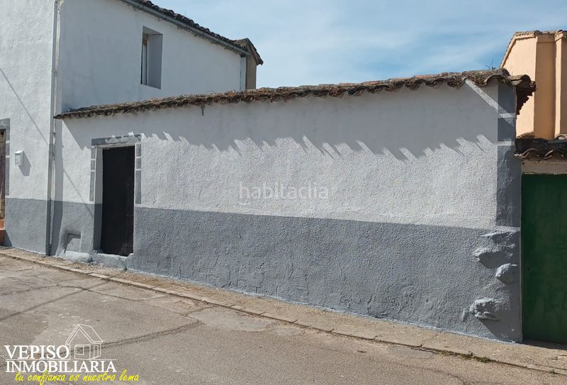Foto 66262ebd-423c-4e27-97a3-21359862c1b6. Casa amb xemeneia calefacció aparcament a Torralba de Oropesa