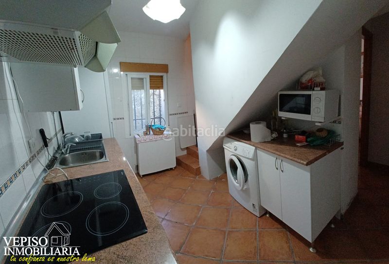Foto d4d7509b-9c8a-4ed9-89ee-6341f3ea8867. Casa amb xemeneia calefacció aparcament a Torralba de Oropesa