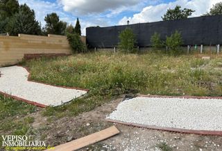 Terreno residencial en Fuentidue�a de Tajo. Parcela de 2.478 m� con proyecto de vivienda y urbanizaci�n comp
