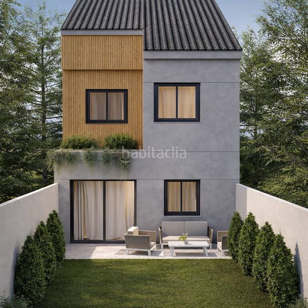 Foto e3a31bf4-44dd-42a5-af44-f1a6671a4e35. Casa aparellada a Daganzo de Arriba