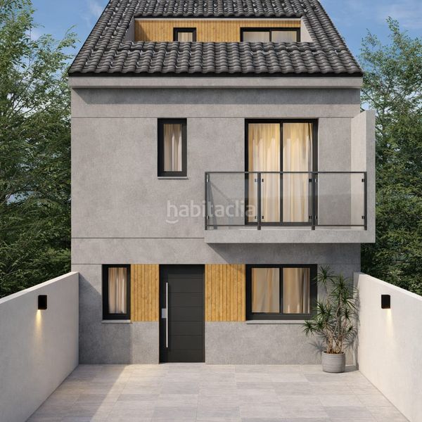 Foto 4585b7ab-a0f4-44a1-832e-2252388e2e3f. Casa adossada a Torrejón de la Calzada