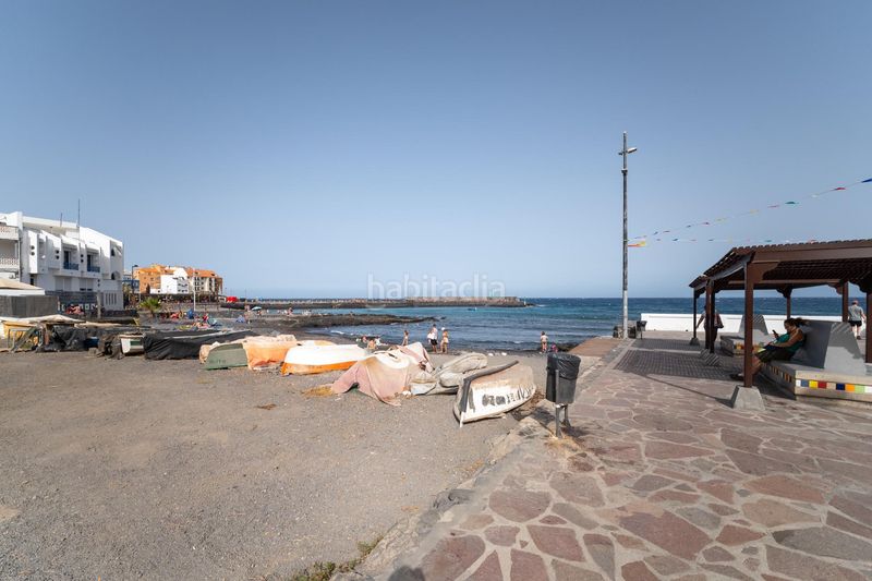 Foto b5e1e8d9-5e1c-4453-b906-1c821657775b. Pis amb aparcament a puertito de Güímar Güímar