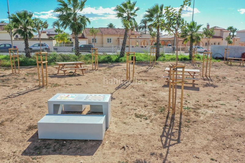 Foto 3754284a-c299-425a-820f-327903c1cb68. Casa a calle murillo 1 a Zona Carrefour - Urbanizaciones Torrevieja