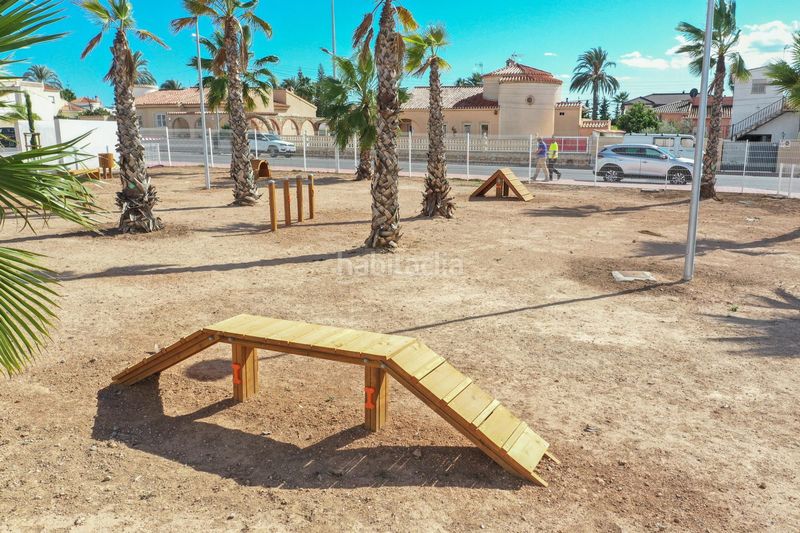 Foto 5d124017-4542-49c5-889e-d297072289ae. Casa a calle murillo 1 a Zona Carrefour - Urbanizaciones Torrevieja