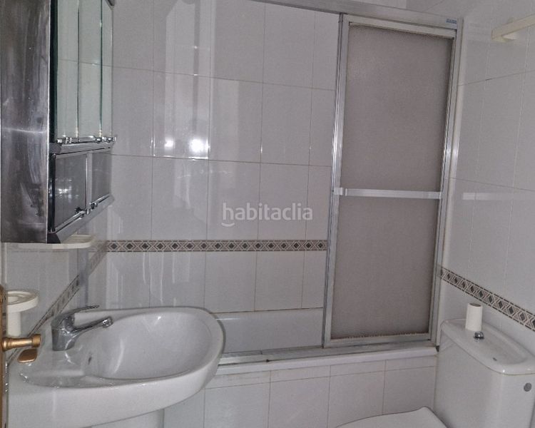 Foto be864c41-ea87-4839-ae86-5b3b47ce78cd. Casa a calle murillo 1 a Zona Carrefour - Urbanizaciones Torrevieja