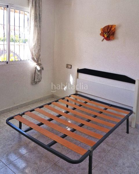 Foto e158a4a0-4697-445f-a816-4dcd2970bcc4. Casa a calle murillo 1 a Zona Carrefour - Urbanizaciones Torrevieja