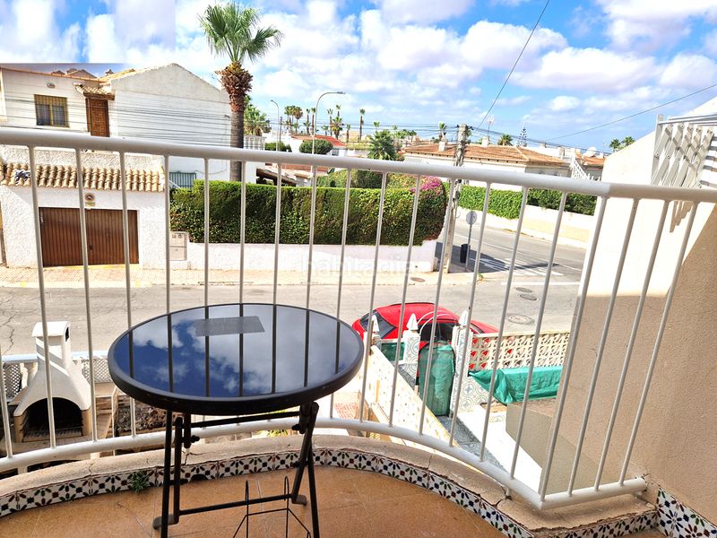 Foto 9a965688-4771-4924-9cb7-58a7edbe04c6. Casa amb piscina a Zona Carrefour - Urbanizaciones Torrevieja