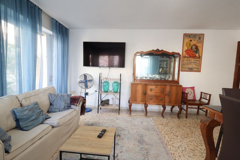 Foto 72980a7e-1eb1-47f9-9307-d7424796d163. Apartamento  en esquina en el centro , con vistas a la iglesia en Torrevieja