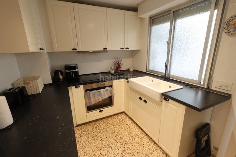 Foto 93bd55cd-a745-40eb-966e-01b86d27ba0b. Apartamento  en esquina en el centro , con vistas a la iglesia en Torrevieja