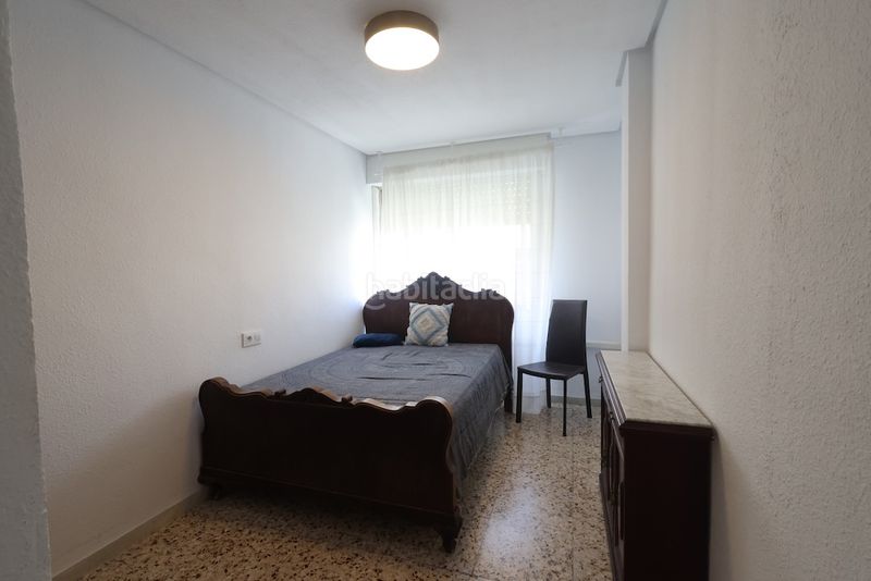 Foto c9eb22e2-b005-4414-9919-73890997d12e. Apartamento  en esquina en el centro , con vistas a la iglesia en Torrevieja