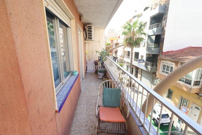 Foto ea36e980-2052-47b2-81d1-edc43535f62b. Apartamento  en esquina en el centro , con vistas a la iglesia en Torrevieja
