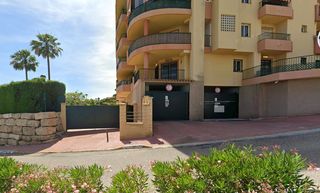 Aparcament cotxe a Avenida Ingenieros 1