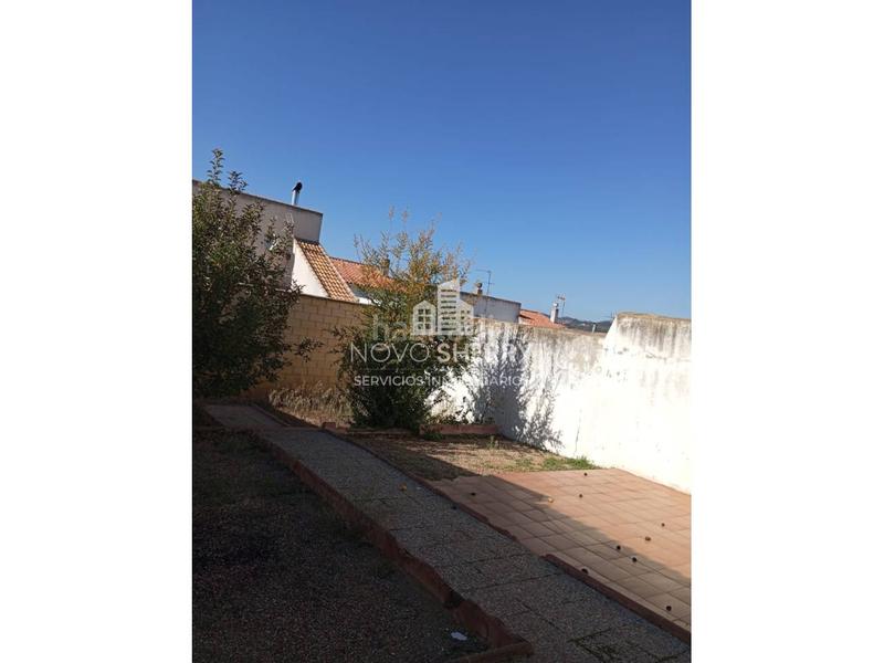 Foto 9b6a787e-9f63-4690-bd5c-dedec4f27c52. Haus in calle real 59 in Carolina (La)