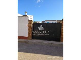 Finca rústica a Alfonso viii 1. Terreno en venta en la carolina