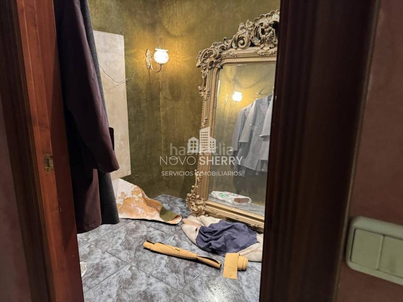 Foto 62dd4ed4-f2f9-417c-b86f-709c327fcb0c. Geschäftsraum in numancia 3 in Carolina (La)