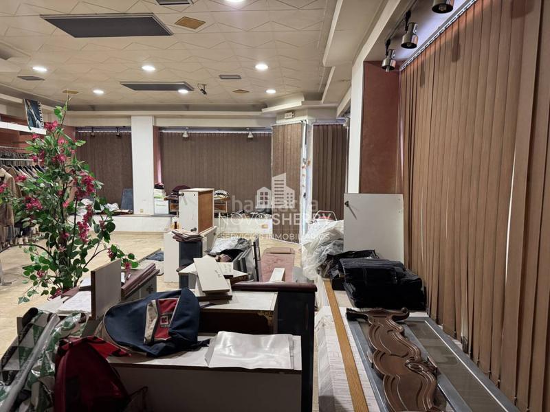 Foto 9316925d-7a64-4a40-a025-dba3bcd8c256. Geschäftsraum in numancia 3 in Carolina (La)