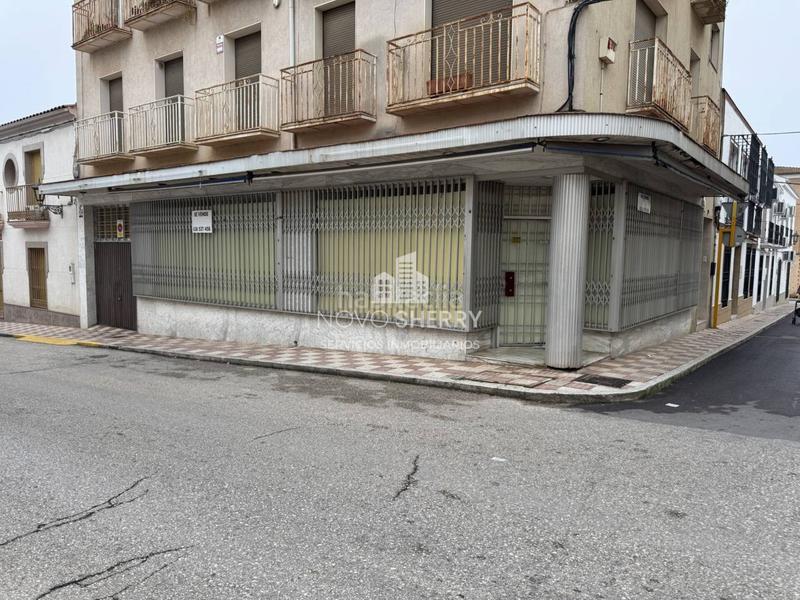 Foto a3f2b676-0930-48b9-bc85-cf0c39695273. Geschäftsraum in numancia 3 in Carolina (La)