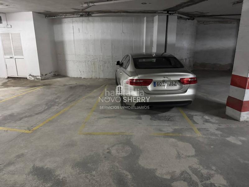 Foto 1ad6181c-faa4-41e6-8c08-267ba525345a. Parking coche en yedras 1 trastero en urb. eldorado en Marbella