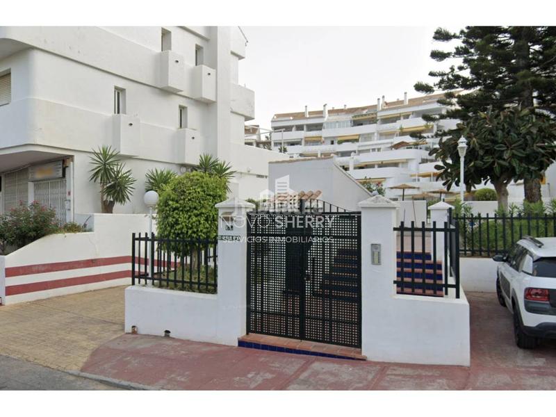 Foto 736cf419-1f5a-4c58-8c58-248cb22187a1. Parking coche en yedras 1 trastero en urb. eldorado en Marbella