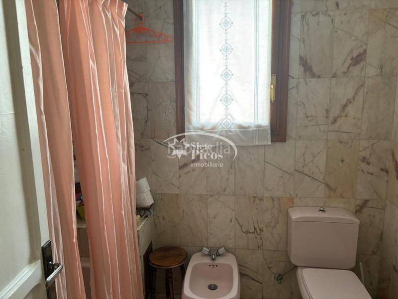 Foto f4bcbfaf-af62-474e-928e-a1b42fcc6ad3. Piso en adolfo suárez 4 piso en venta en plaza mayorsan agustín40001 en Segovia