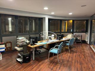 Oficina en María de Pablos Cerezo 20