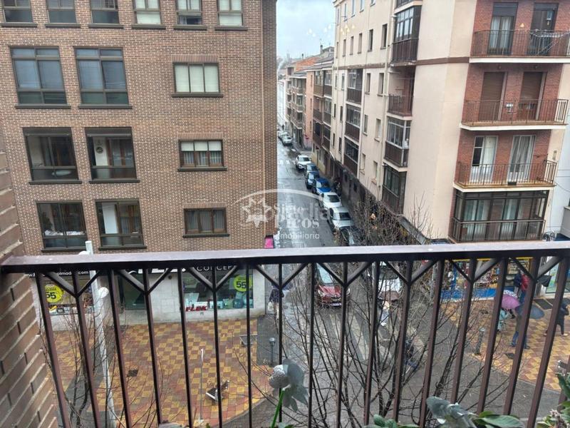 Foto 41973b9a-f575-4dc6-a9c4-e84aafc91748. Appartamento con riscaldamento parcheggio in Ezequiel González - Conde de Sepúlveda Segovia