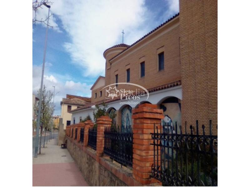 Foto 083fb517-ea90-4016-a1cd-5790836e2efe. Edificio inmueble singular convento en venta en cintrueñiga navarra en Cintruénigo