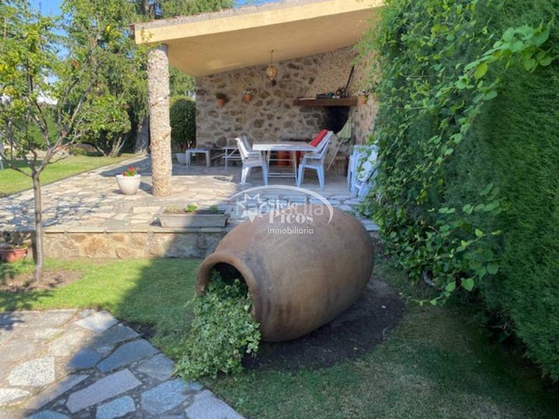 Foto 304c20ba-11f8-4a7a-a97c-d61bb5e57b33. Casa  unifamiliar en venta en Navas de Riofrío