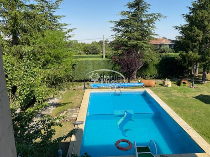 Foto 606fc4e6-43db-4ce7-ae02-a3ee979a280b. Casa  unifamiliar en venta en Navas de Riofrío