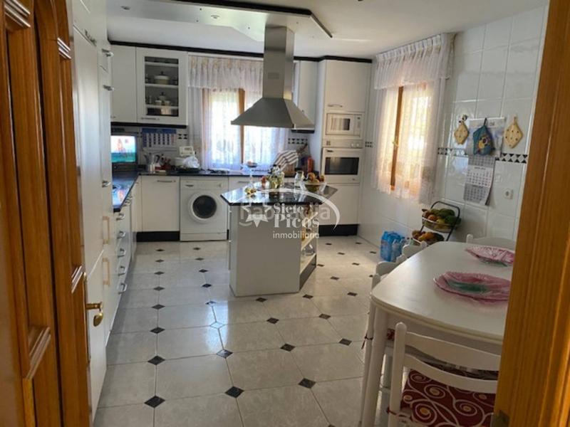 Foto 62a3cb7b-9622-445f-80d8-8324da84f948. Casa  unifamiliar en venta en Navas de Riofrío