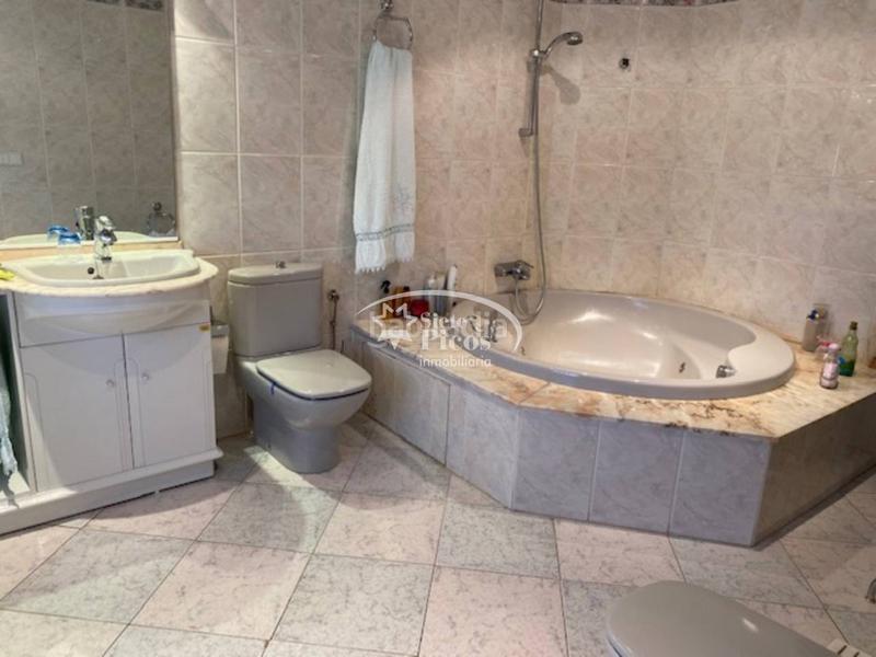 Foto 7c95bf7e-b3e8-4b3f-8560-412428033287. Casa  unifamiliar en venta en Navas de Riofrío