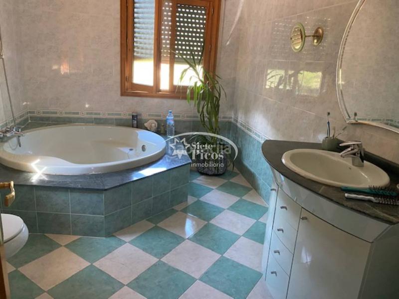 Foto 8d65c711-7816-422e-a330-53a40c2ebe1b. Casa  unifamiliar en venta en Navas de Riofrío