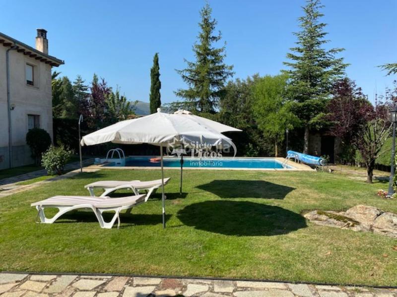 Foto e6412ea8-1d65-423d-83d6-9d3c112b2933. Casa  unifamiliar en venta en Navas de Riofrío