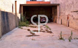 Terreny residencial  Carrer de madrid. Solar edificable en venta con proyecto de 3 viviendas y aparcami