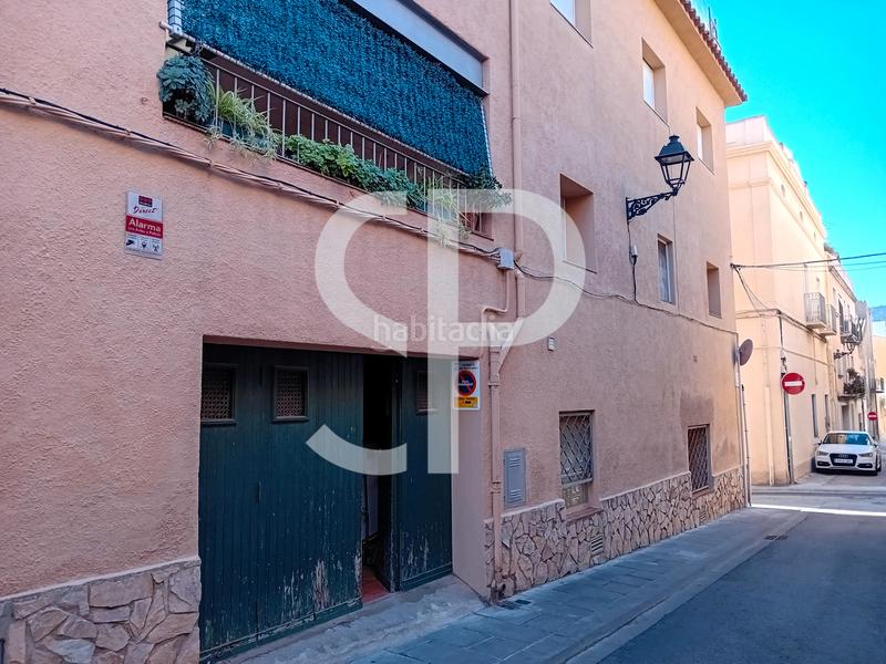 Foto cfa4d47e-804d-49f3-baa6-3c5df90bfcdc. Maison avec cheminée chauffage parking dans Eixample Sant Feliu de Guíxols