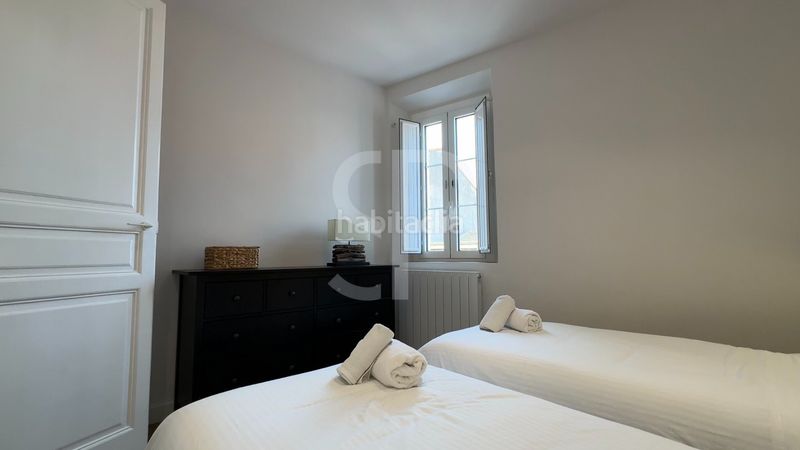 Foto 39c40958-8c07-4fb6-8df8-62d0a3c4fdf4. Àtic amb calefacció a Eixample Sant Feliu de Guíxols