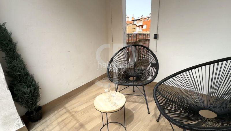 Foto befae718-b860-41b9-b2ce-383d8efe2287. Àtic amb calefacció a Eixample Sant Feliu de Guíxols