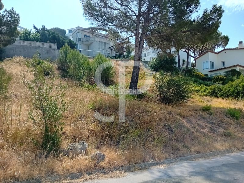 Foto 9ce9aff2-2c1e-4edb-8f78-08fd16e08b07. Terreny residencial a Montgó Escala (L´)