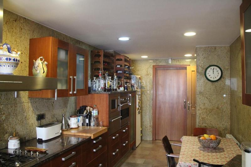 Foto 15b5f185-9f37-4221-90e2-fa41e709fe49. Maison avec parking dans Centre Mataró