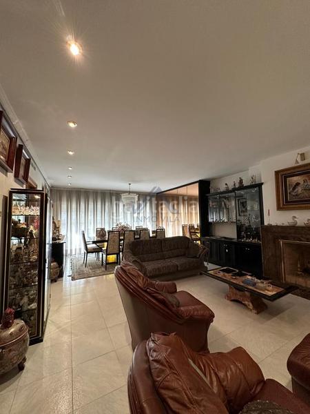 Foto 7e315919-9e40-423a-a570-a72c5cf8db5e. Maison avec parking dans Centre Mataró