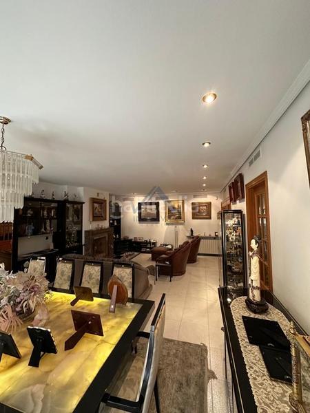 Foto 96a7a636-71be-47b0-87cf-56acf4eb1de3. Maison avec parking dans Centre Mataró