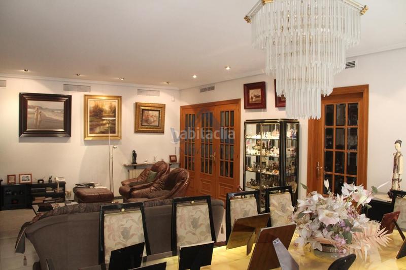 Foto a61b65fa-8755-40f2-a04a-638aae271ff3. Maison avec parking dans Centre Mataró