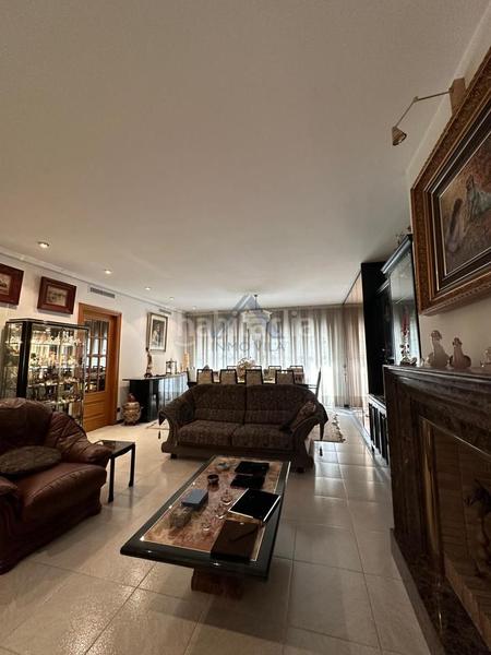 Foto a8417644-eb01-4aba-a4c4-61fe0a2e4ae1. Maison avec parking dans Centre Mataró