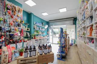 Local Comercial  Carrer abat dorda. Local en venta en zona transitada!