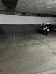 Posto auto  Sant oleguer. Plaza de parking en ronda sant oleguer!