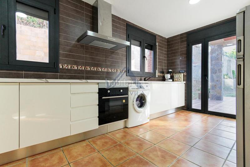 Foto a638b89c-233e-4e66-8a5c-39ecb03c9bbf. Casa espectacular casa de obra nueva en agora park, en Tordera