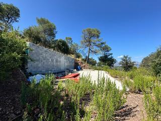 Terreno residencial en Carrer de la Corba